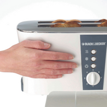 Black--Decker-ET124-Cool-Touch-Toaster-B00A7PM2DG